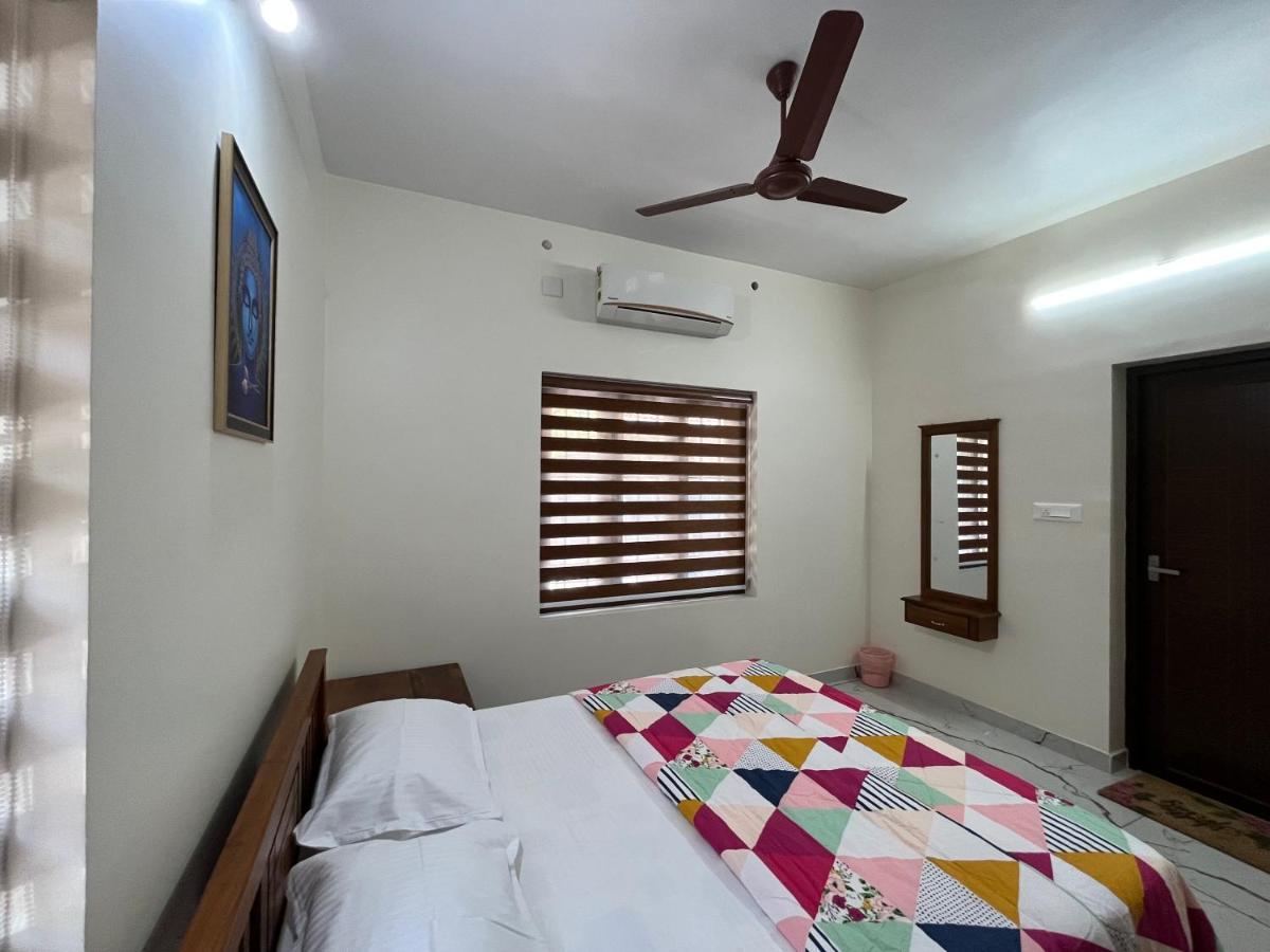 Solomon Apartments,Alappuzha Beach. Exterior foto